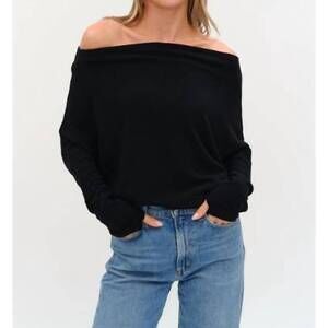 NEW SIX/FIFTY anywhere off the shoulder top in black